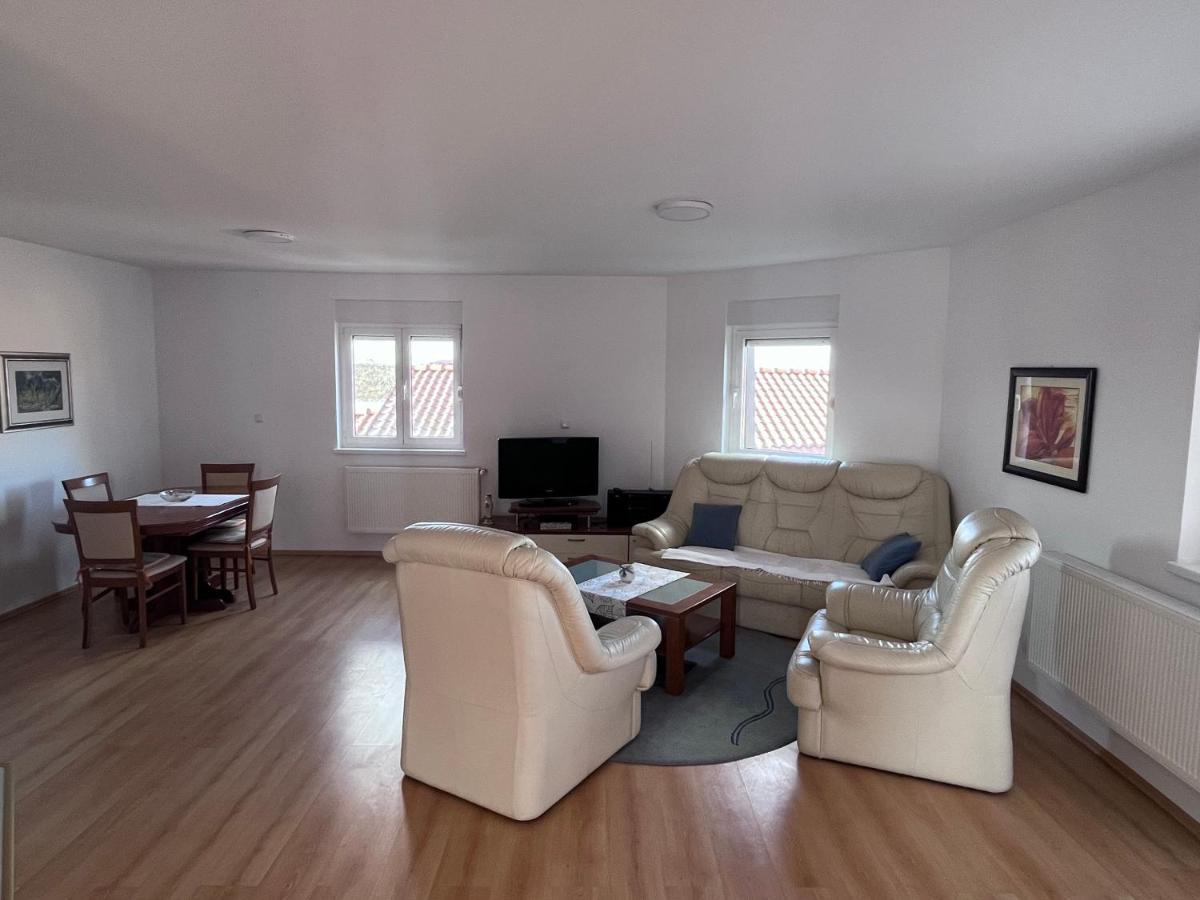 Apartman Magnolia Petrovina Turopoljska ภายนอก รูปภาพ